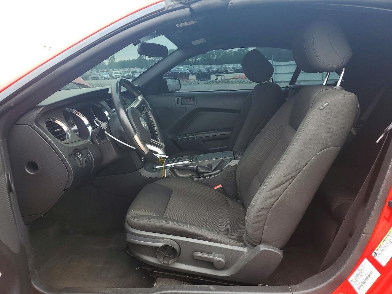2013 Ford Mustang - Фото 7