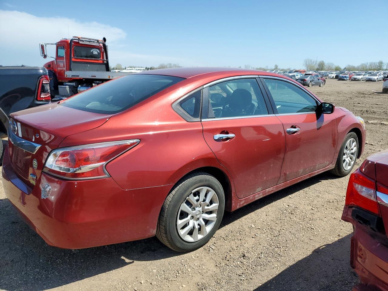 2014 Nissan Altima 2.5 S - Image 3