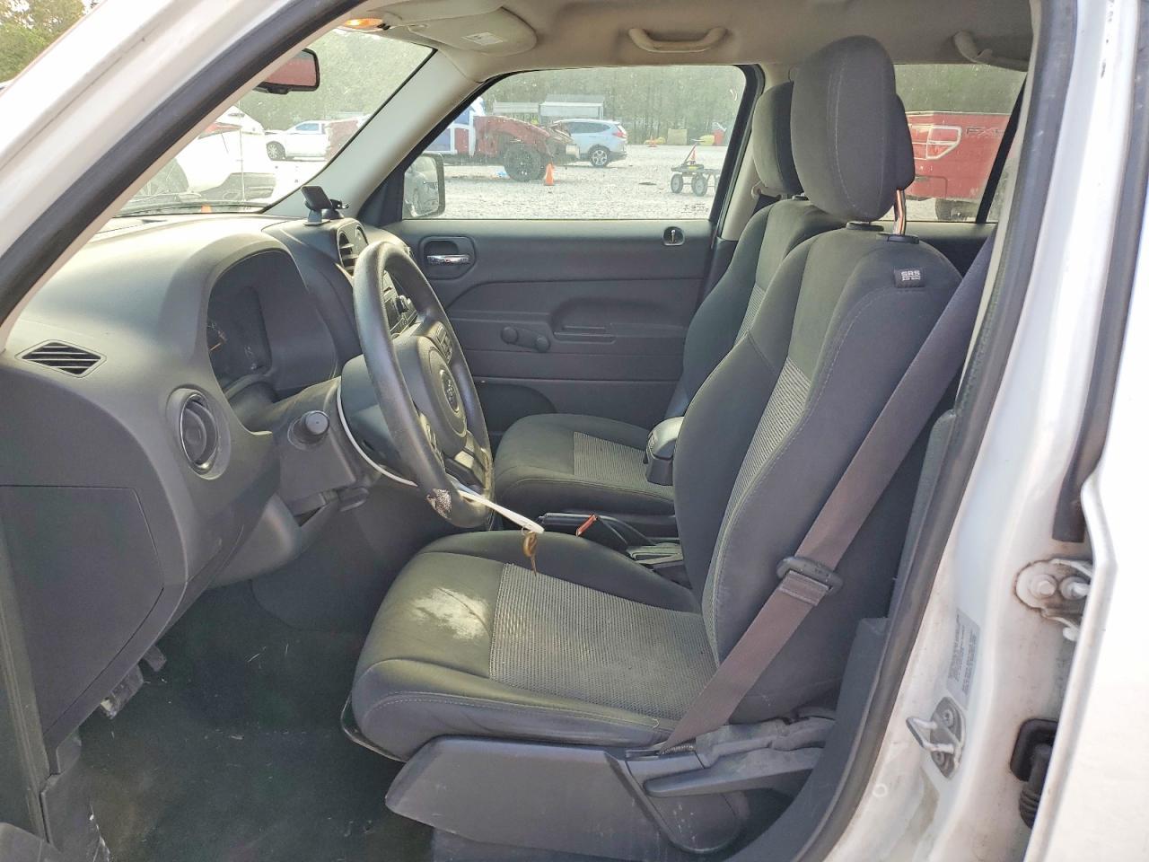 2016 Jeep Patriot Sport - Фото 7