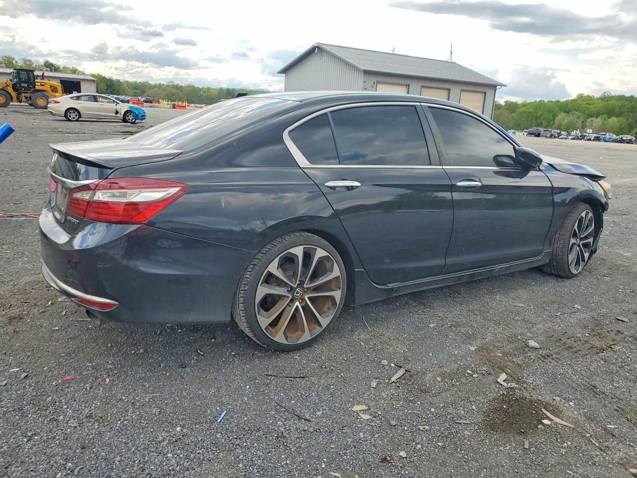 2017 Honda Accord Sport - Фото 3