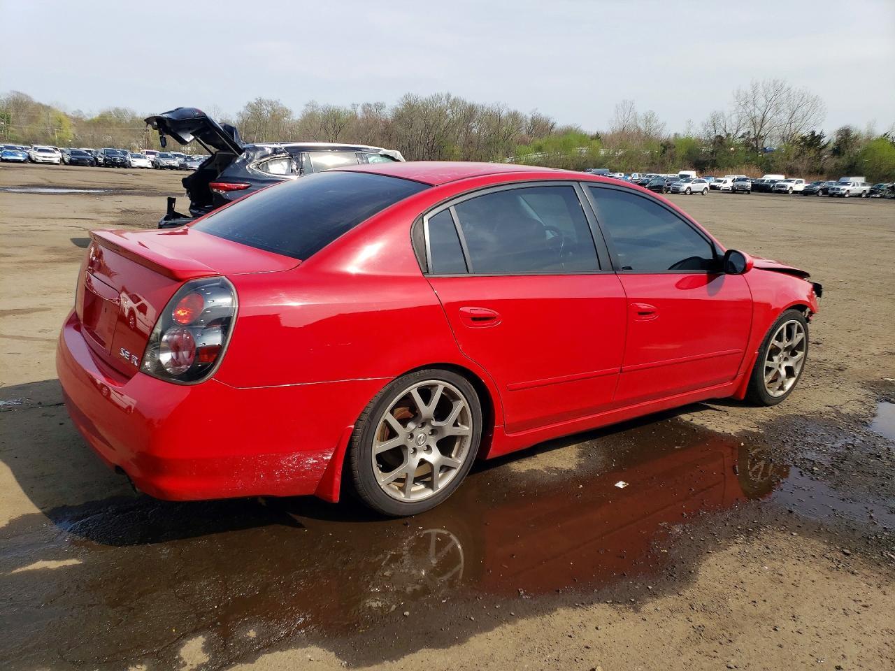 2005 Nissan Altima 3.5 Se - Фото 3