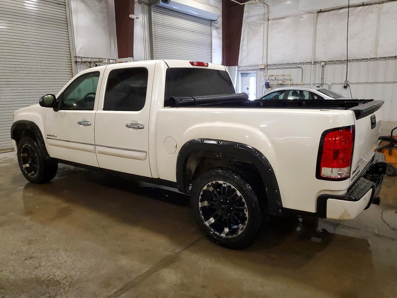 2011 GMC Sierra K1500 Denali - Image 2