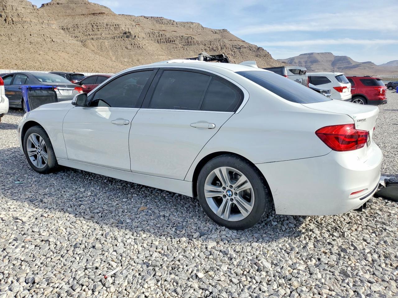 2018 BMW 330 I - Фото 2