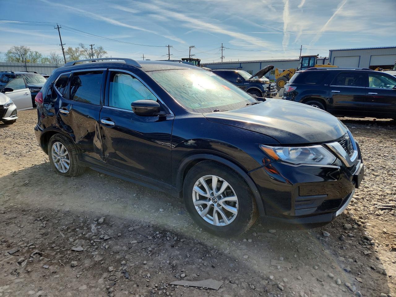2020 Nissan Rogue Sv - Фото 4