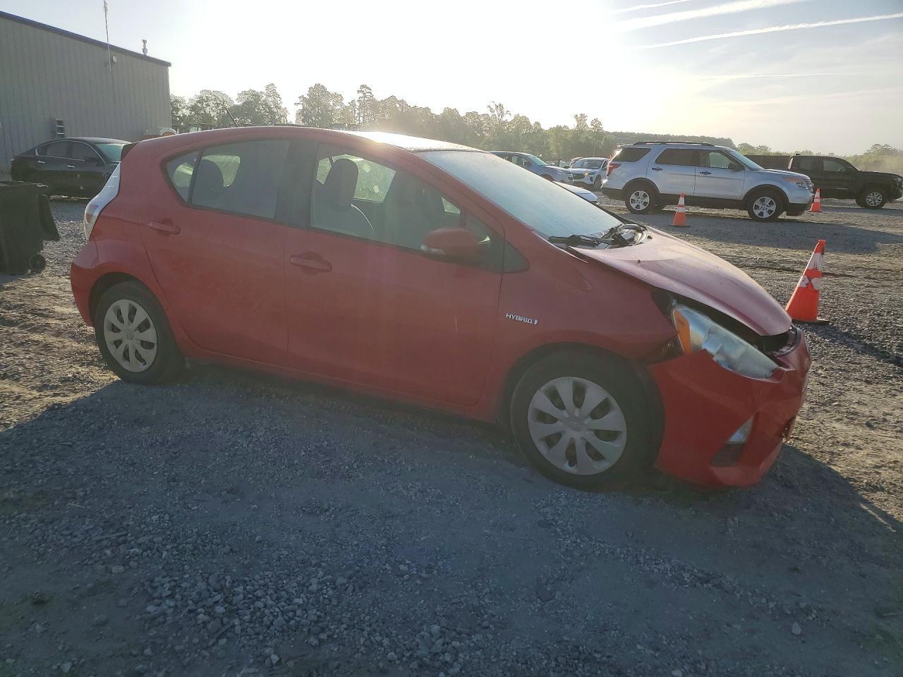 2013 Toyota Prius C - Фото 4