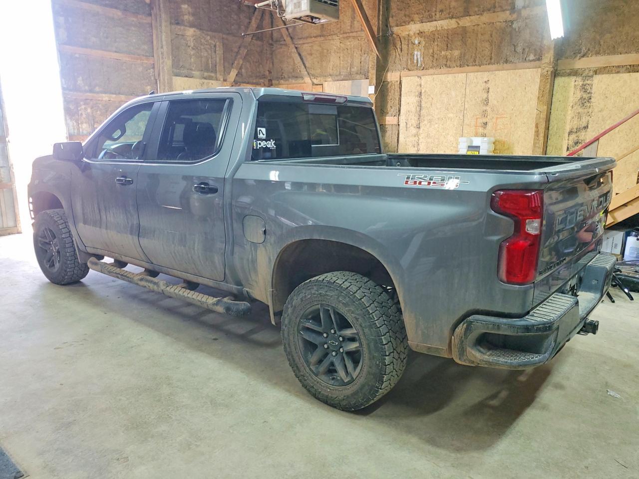 2020 Chevrolet Silverado K1500 Lt Trail Boss - Фото 2