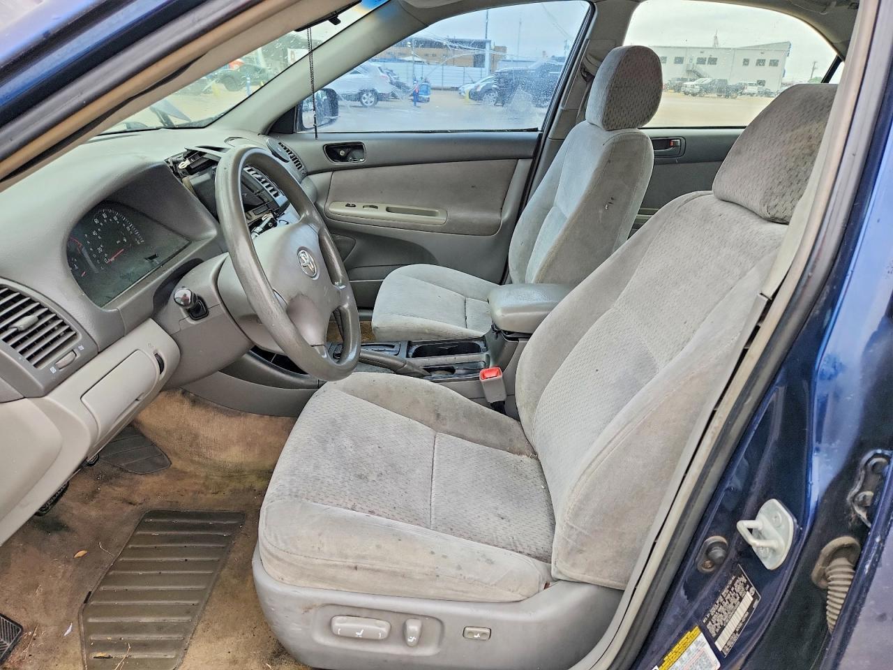 2004 Toyota Camry - Фото 7