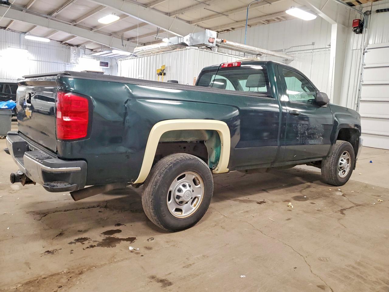 2016 Chevrolet Silverado C2500 Heavy Duty - Image 3