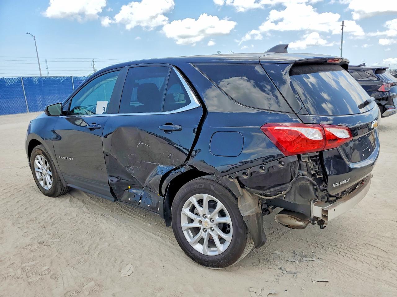 2021 Chevrolet Equinox Lt - Фото 2