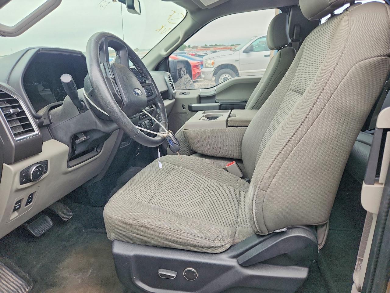 2015 Ford F150 Super Cab - Фото 7