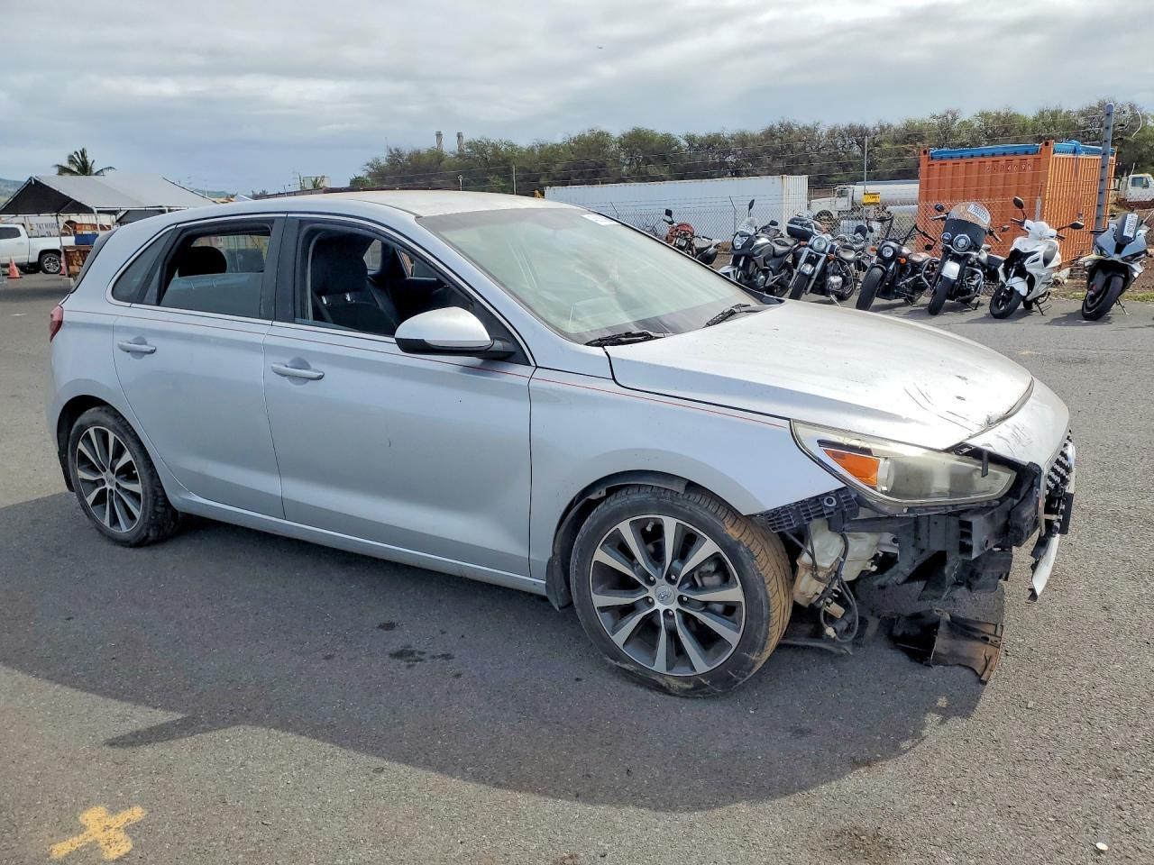 2018 Hyundai Elantra Gt Base - Фото 4