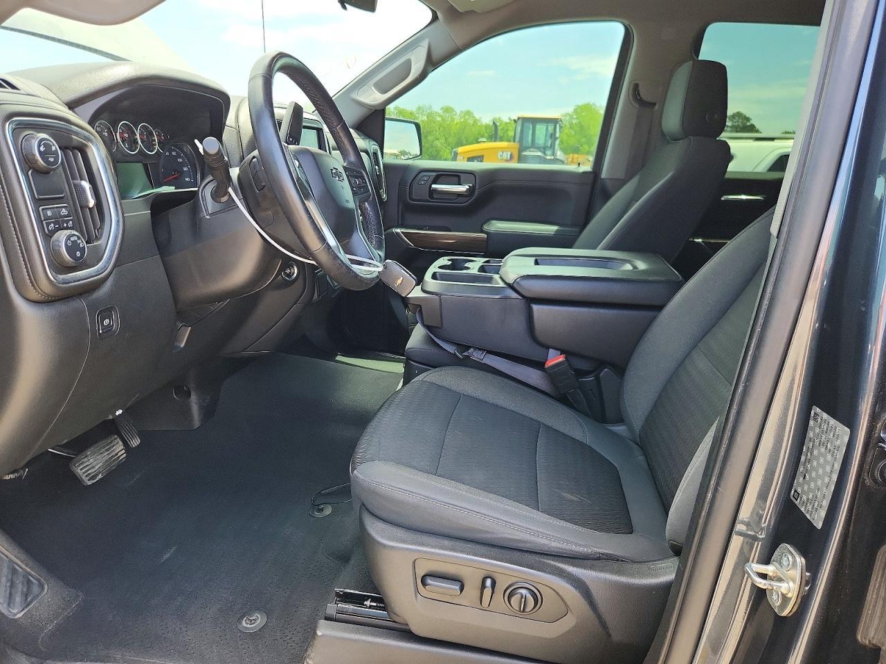 2019 Chevrolet Silverado C1500 Rst - Image 7