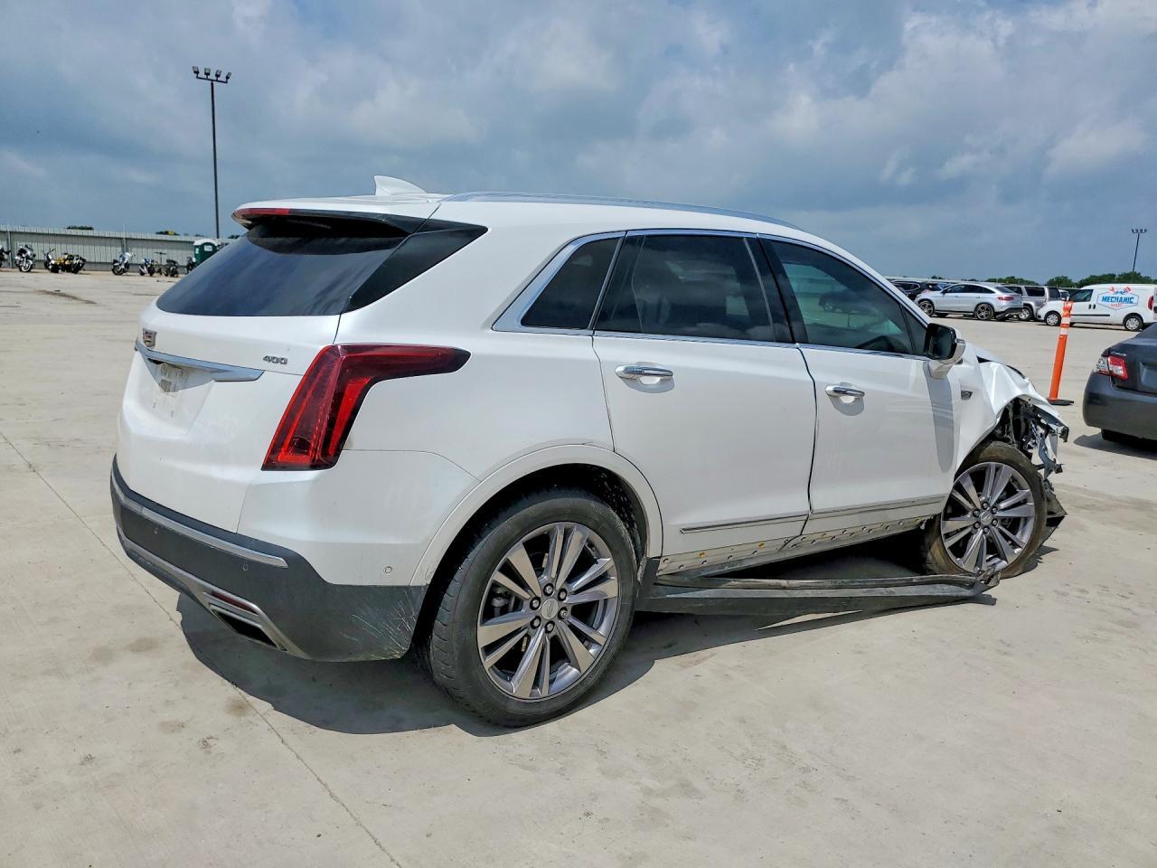2024 Cadillac Xt5 Premium Luxury - Фото 3