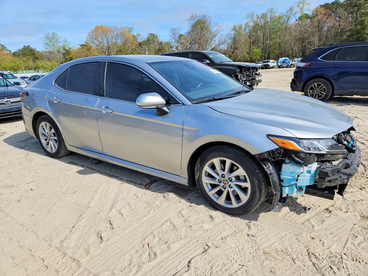 2023 Toyota Camry Le - Image 4