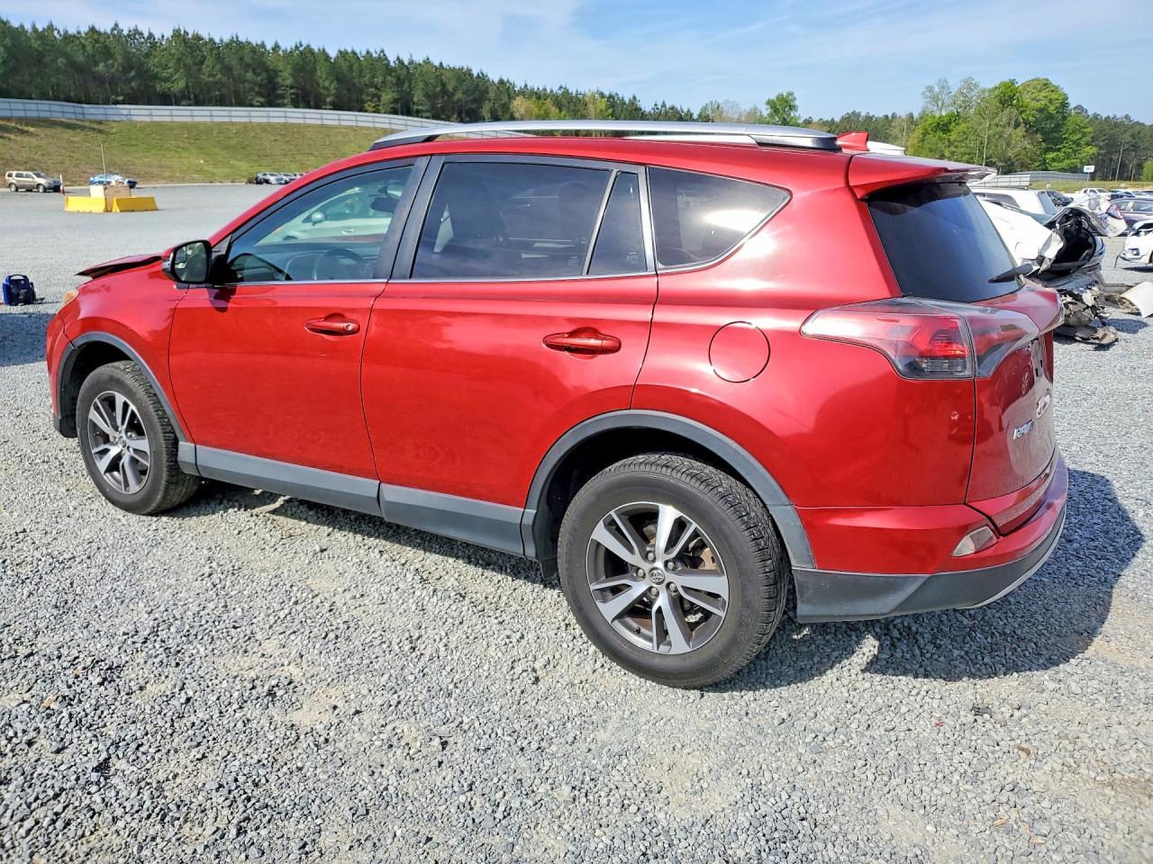 2016 Toyota Rav4 Xle - Image 2