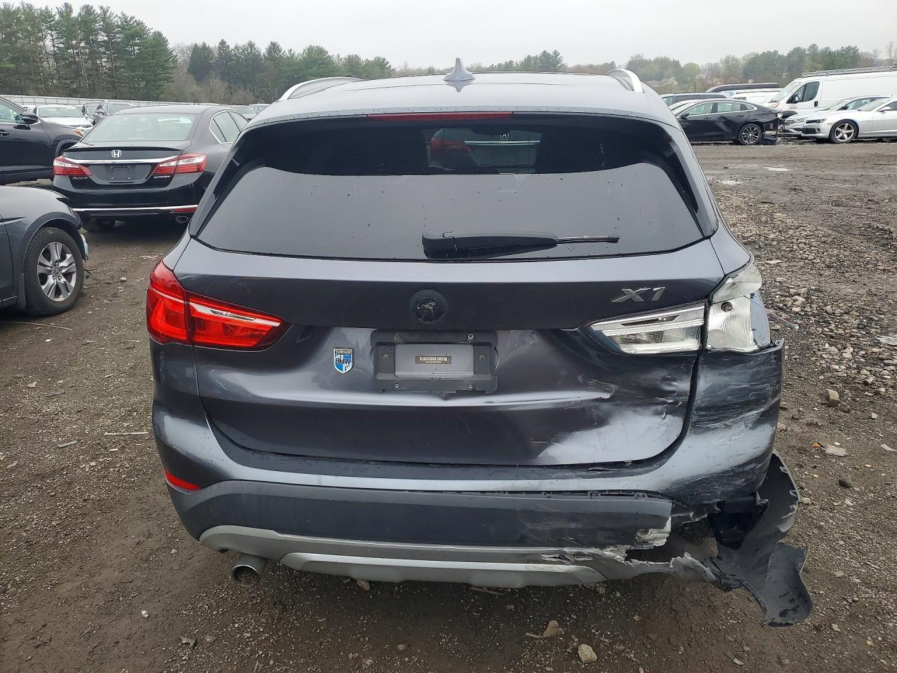 2017 BMW X1 xDrive28I - Фото 6