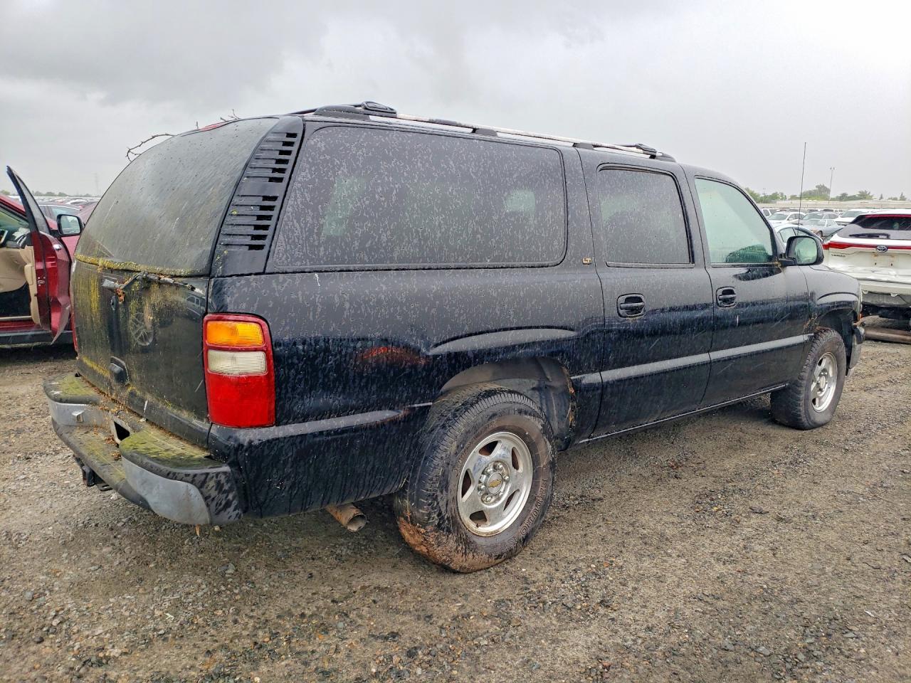 2000 Chevrolet Suburban K1500 - Фото 3