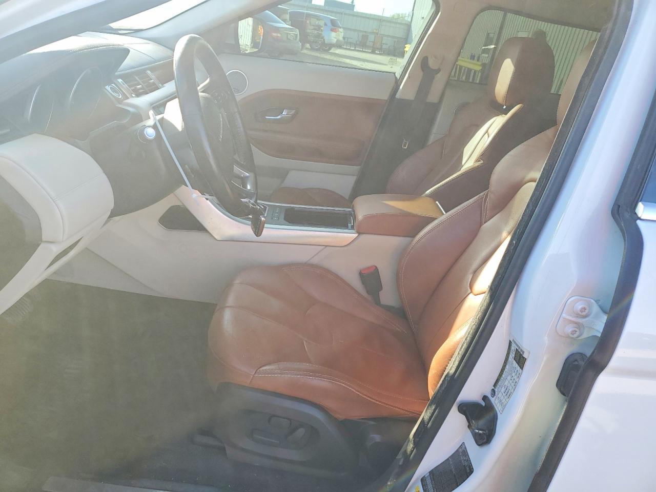 2012 Land Rover Range Rover Evoque Prestige Premium - Image 7