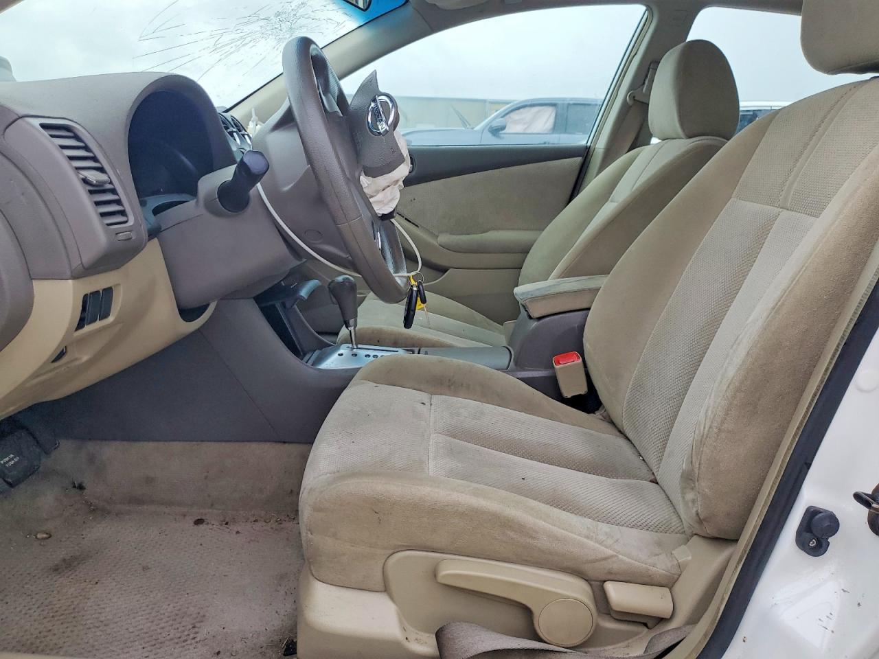 2009 Nissan Altima Hybrid - Image 7