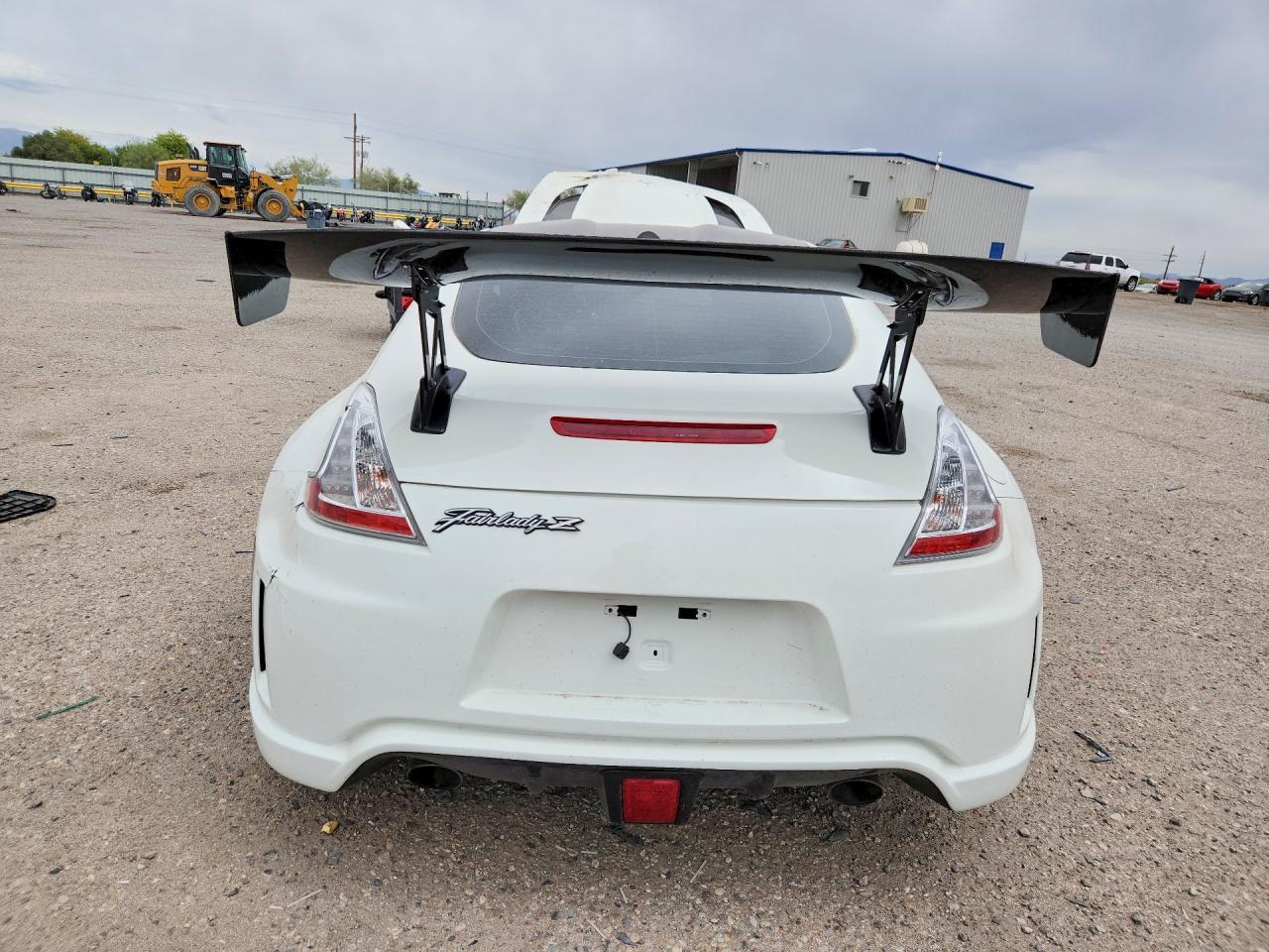 2017 Nissan 370Z Sport - Image 6