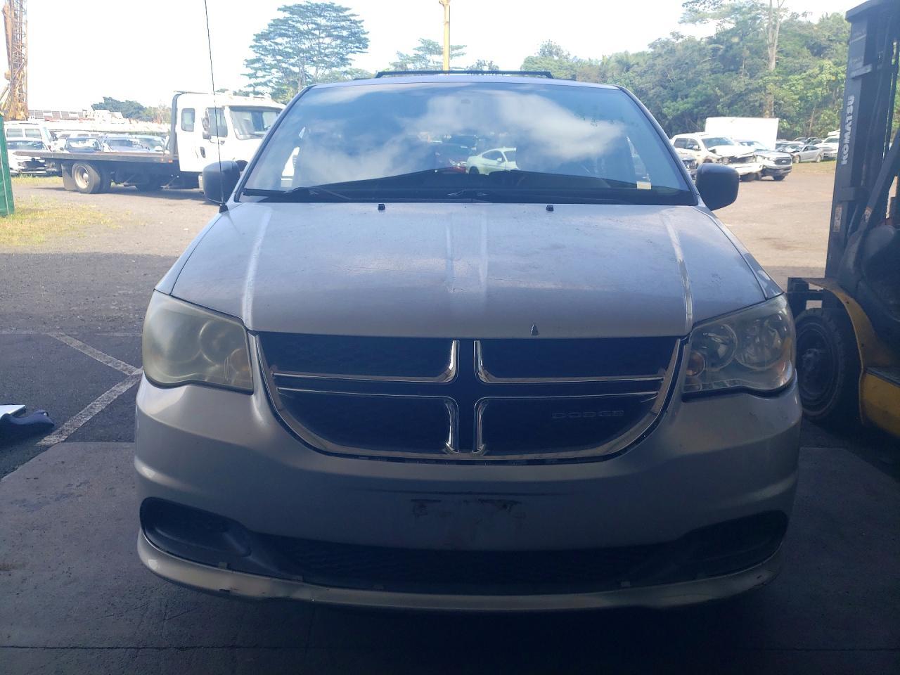 2011 Dodge Grand Caravan Express - Image 5
