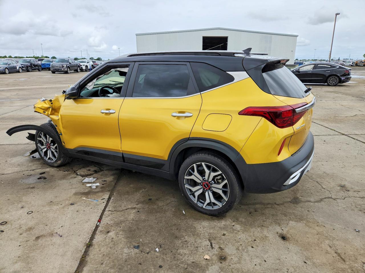 2023 Kia Seltos Sx - Image 2