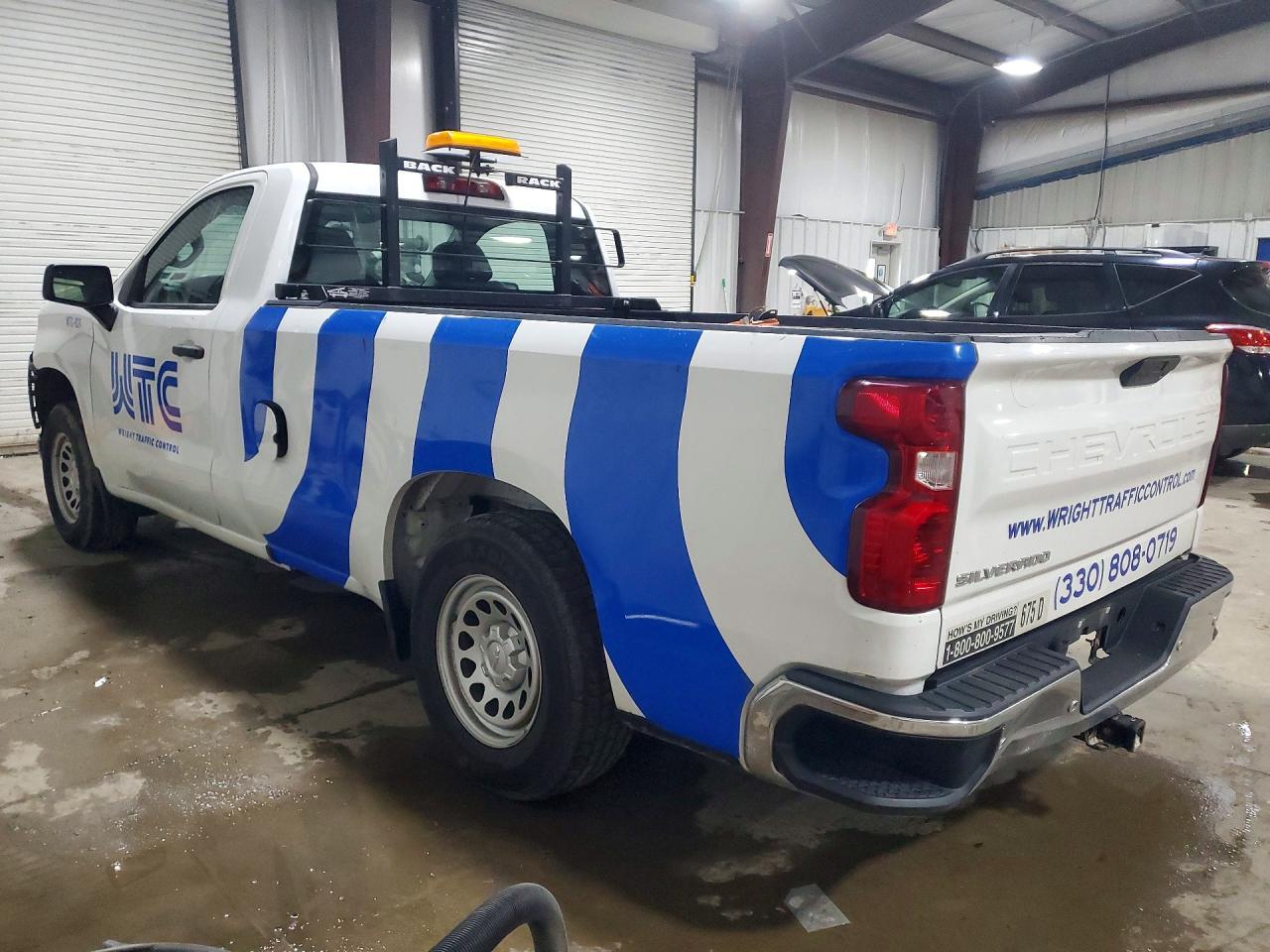 2019 Chevrolet Silverado C1500 - Image 2