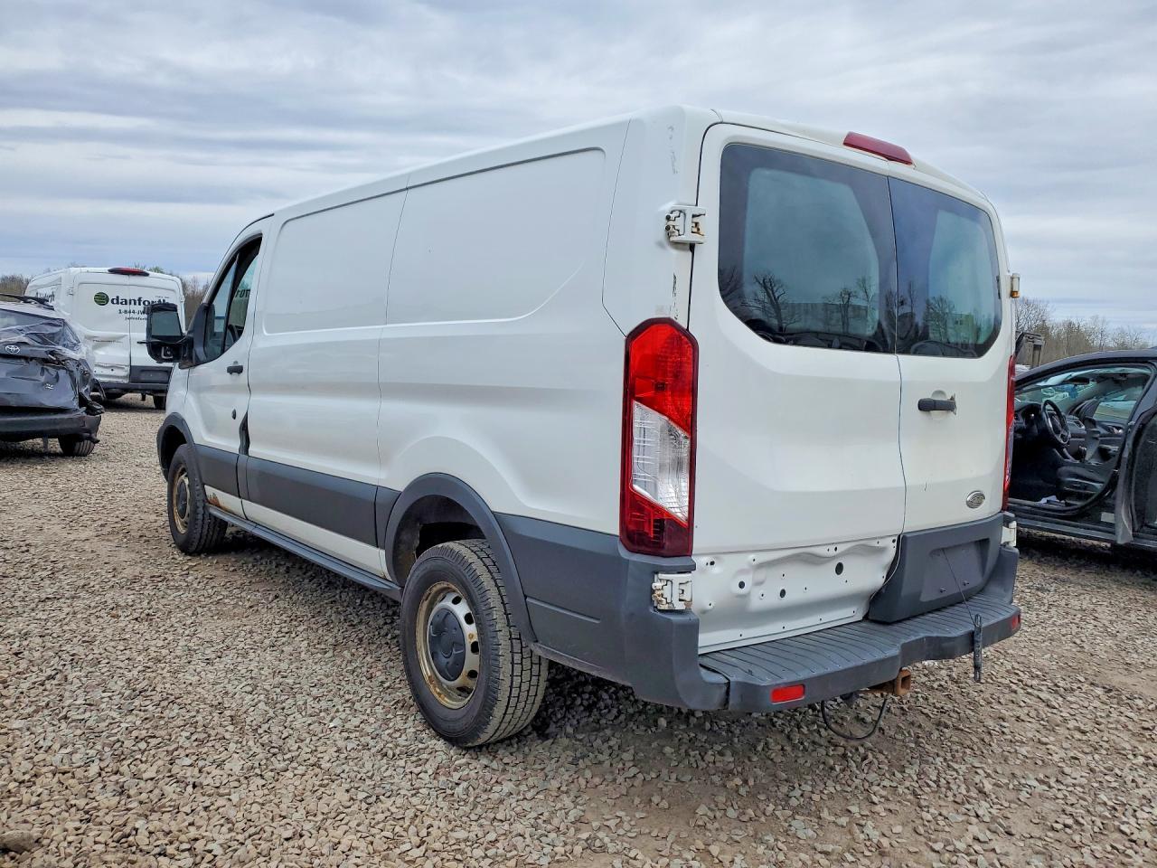 2015 Ford Transit 250 Delivery Van - Image 2