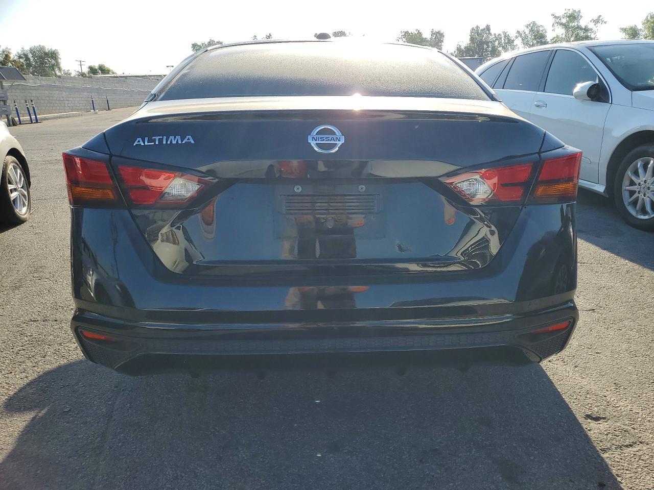 2020 Nissan Altima 2.5 S - Фото 6