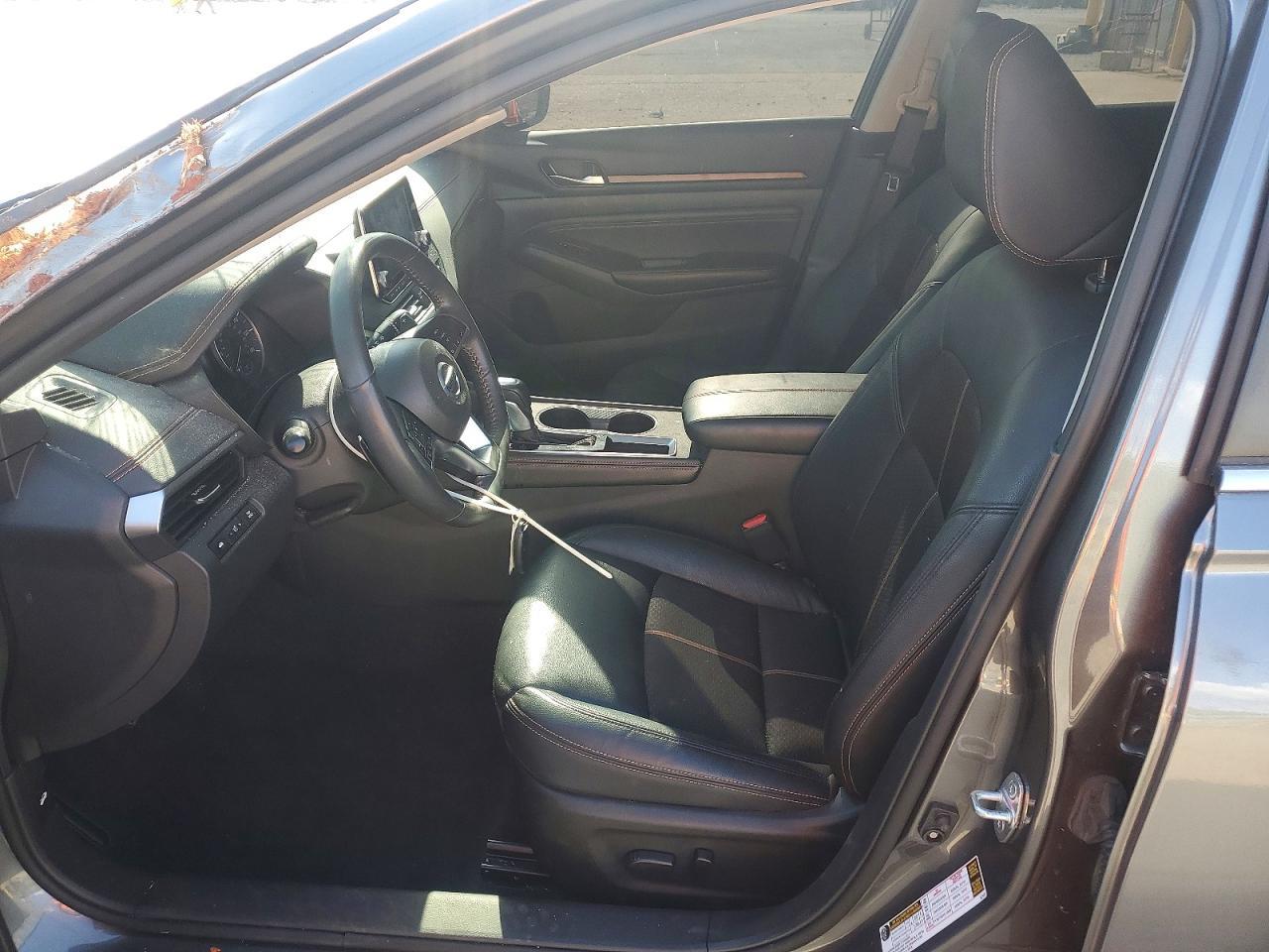 2022 Nissan Altima Sr - Image 7
