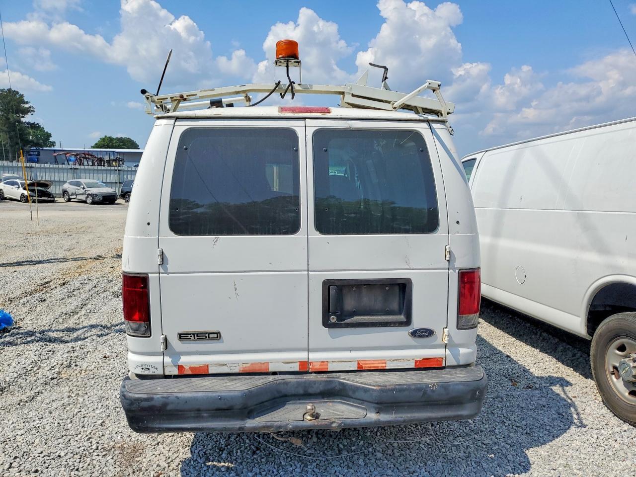 2008 Ford Econoline E150 Van - Фото 6