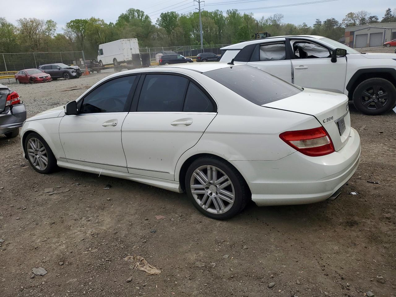 2009 Mercedes-Benz C 300 - Image 2