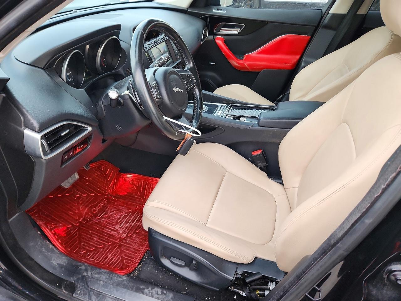 2018 Jaguar F-Pace Premium 25T - Фото 7