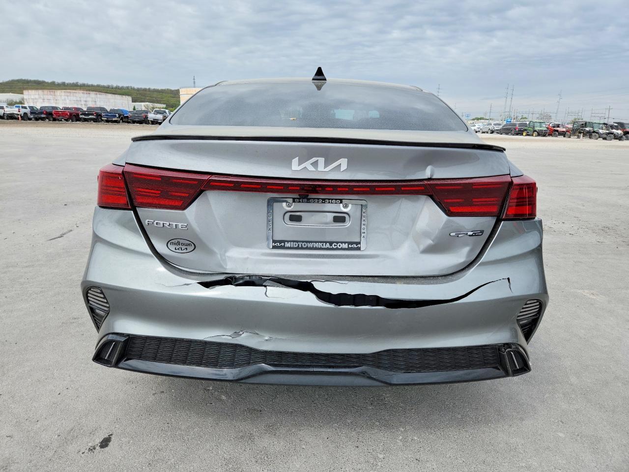 2023 Kia Forte Gt-Line - Фото 6