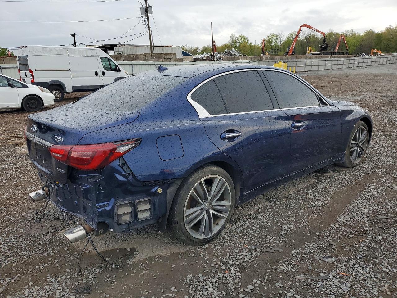 2021 Infiniti Q50 Signature Edition - Фото 3