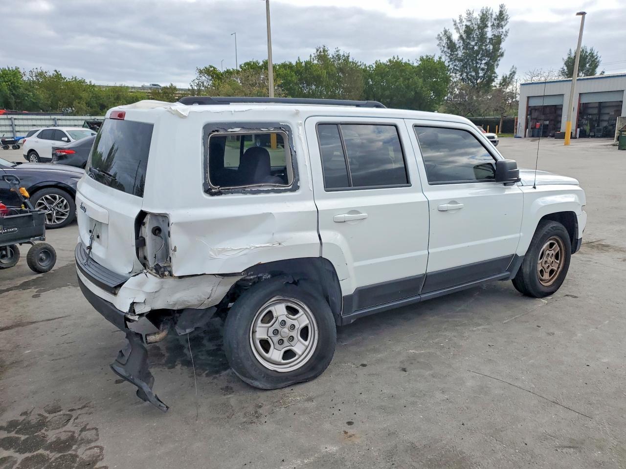 2016 Jeep Patriot Sport - Image 3