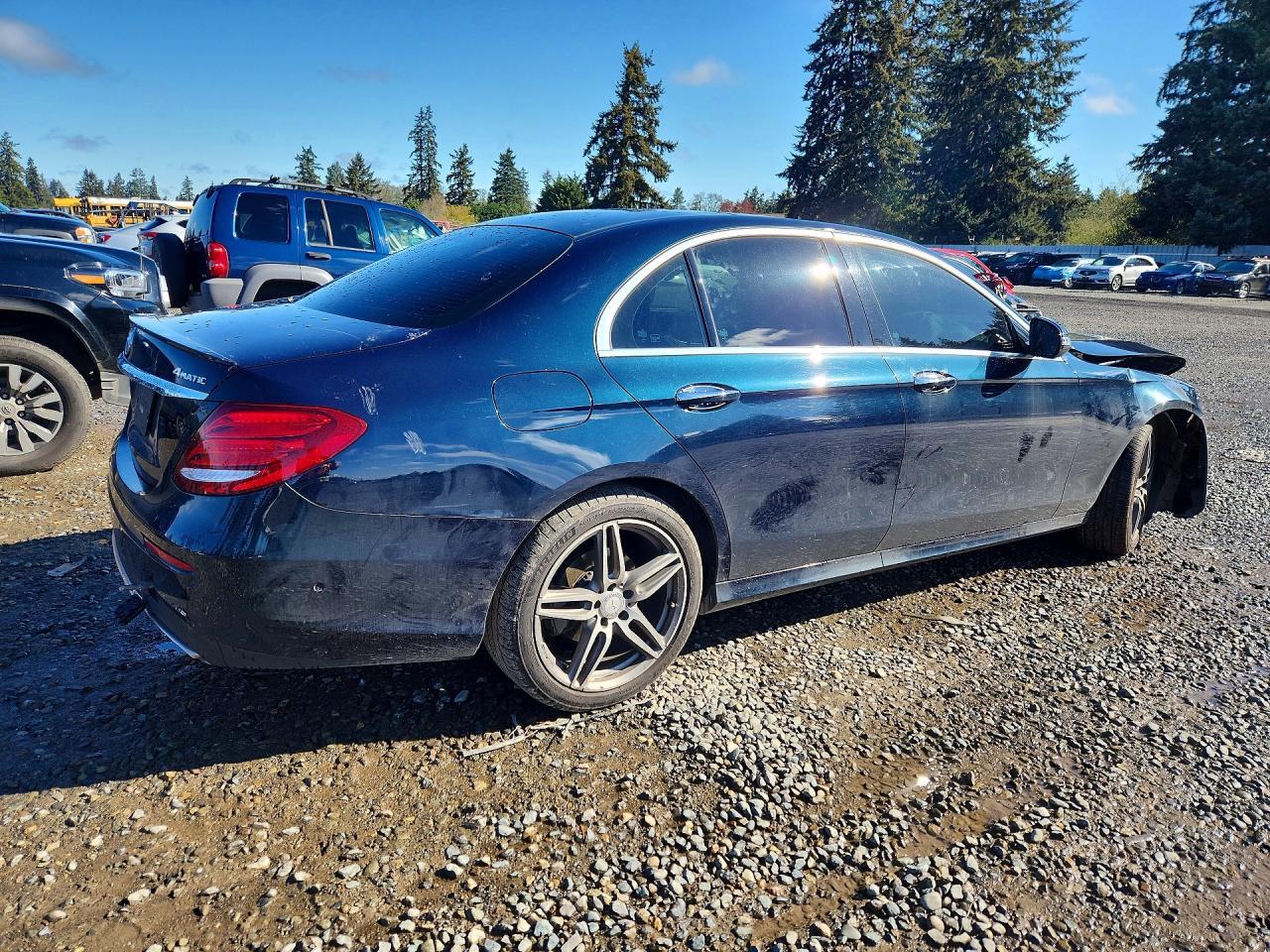 2017 Mercedes-Benz E Class - Фото 3