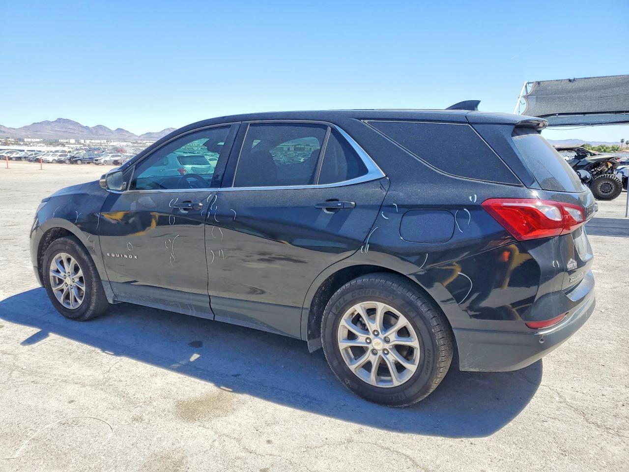 2018 Chevrolet Equinox Lt - Фото 2
