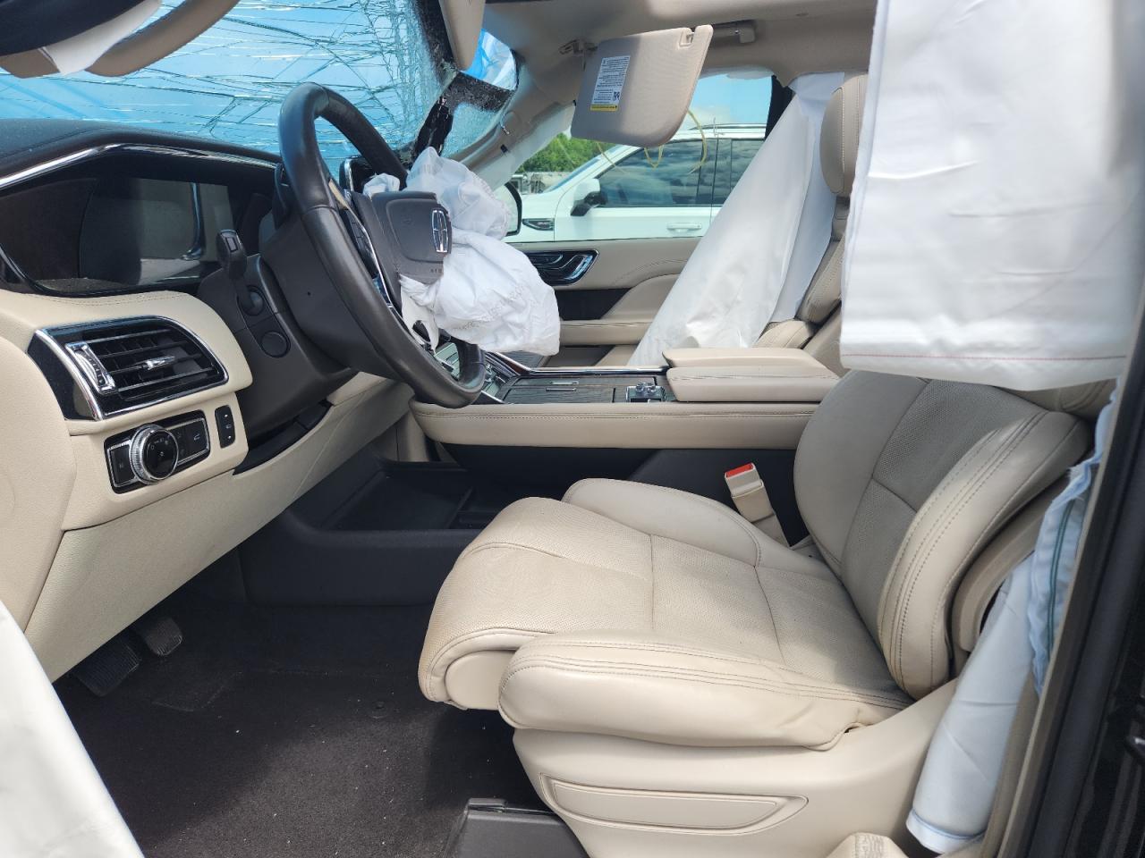 2021 Lincoln Navigator Reserve - Image 7