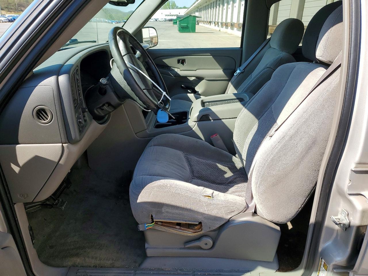 2004 Chevrolet Tahoe K1500 - Image 7