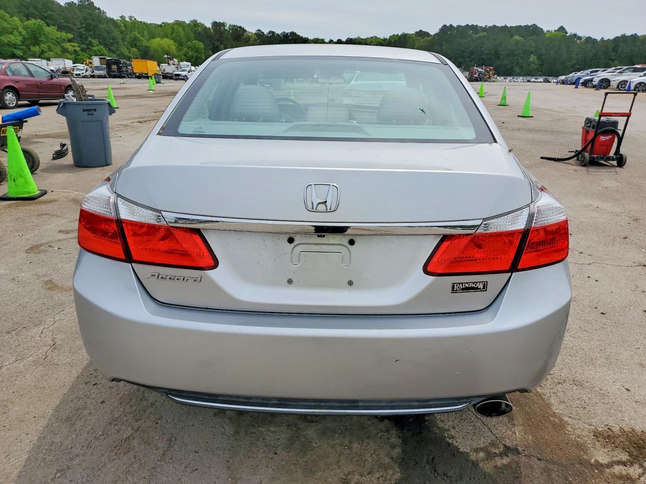 2015 Honda Accord Lx - Image 6