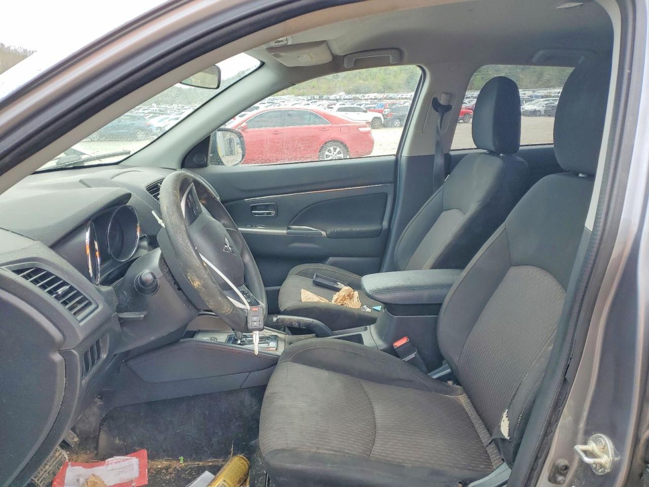 2018 Mitsubishi Outlander Sport Es - Image 7
