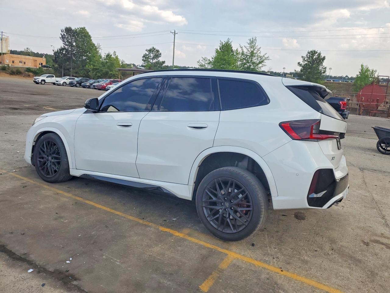 2023 BMW X1 xDrive28I - Фото 2