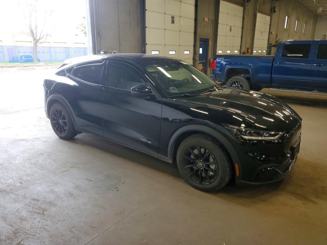 2021 Ford Mustang Mach-E Select - Фото 4