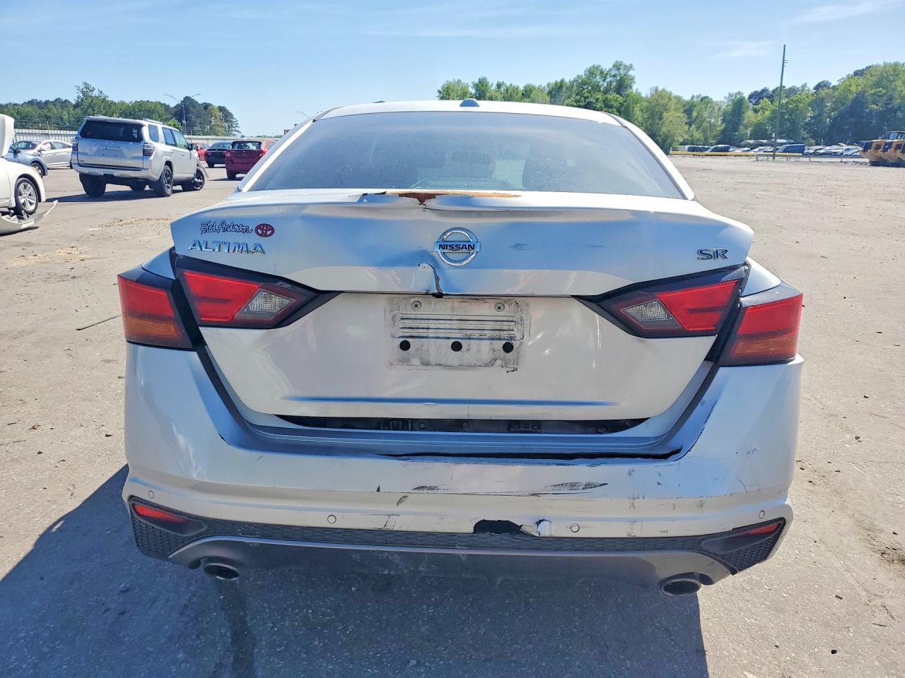 2020 Nissan Altima Sr - Фото 6
