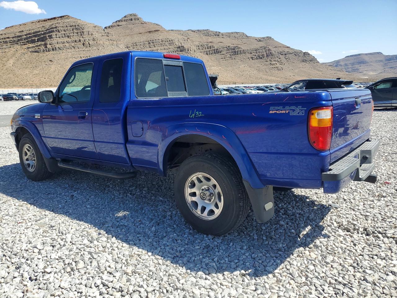 2005 Mazda B3000 Cab Plus - Фото 2