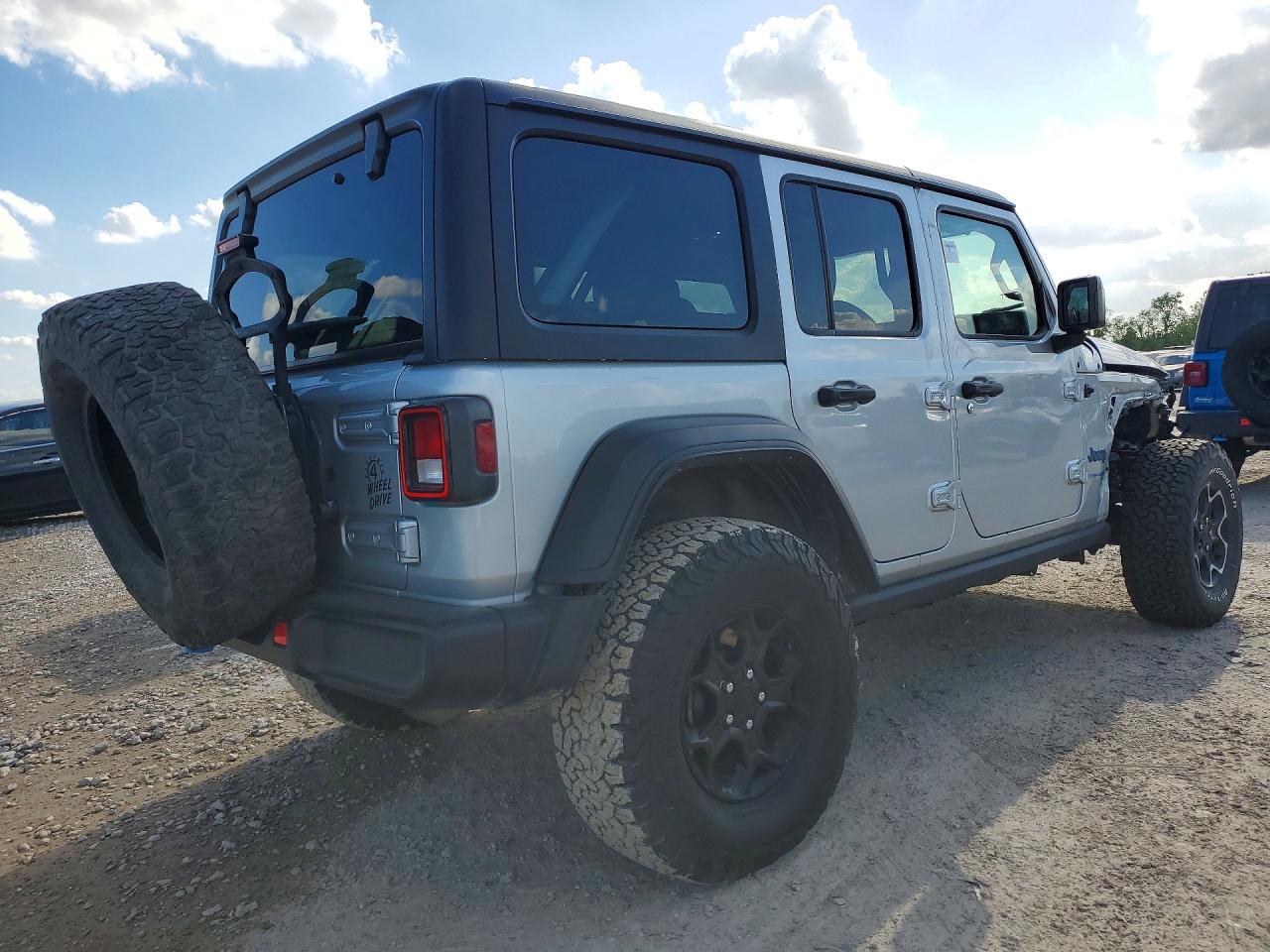 2023 Jeep Wrangler 4Xe - Фото 3