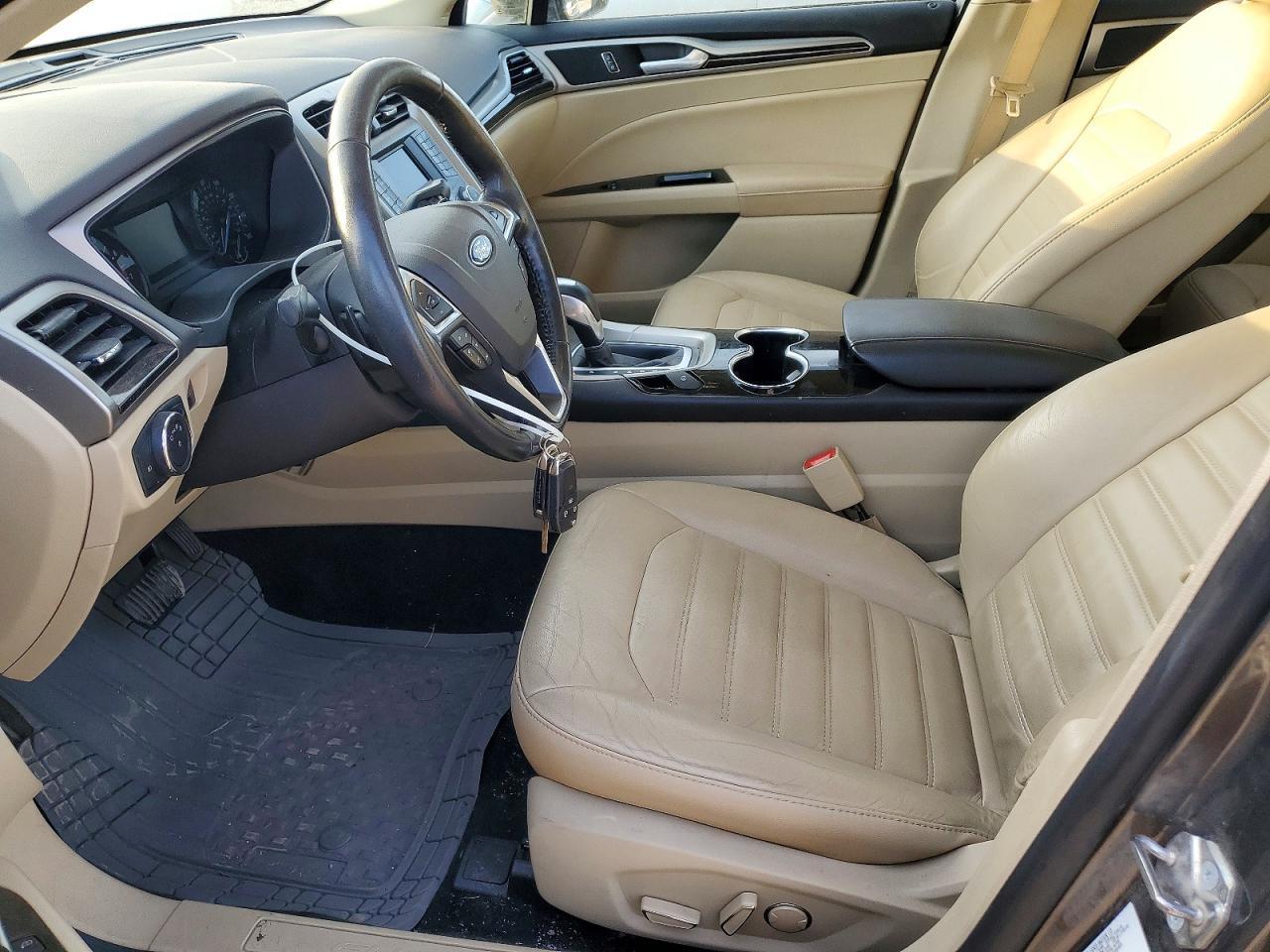 2015 Ford Fusion Se - Фото 7