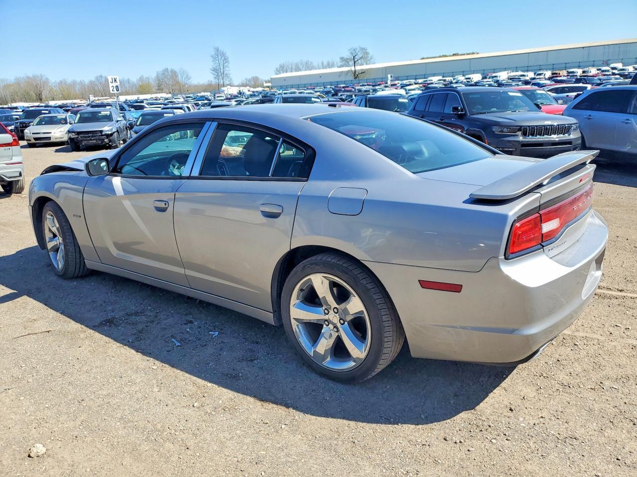 2014 Dodge Charger R - Фото 2