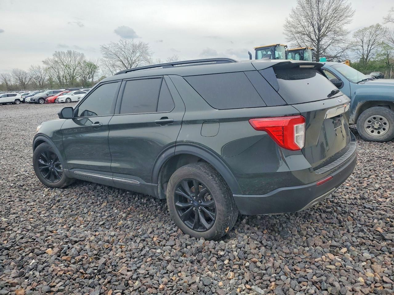 2022 Ford Explorer Xlt - Image 2